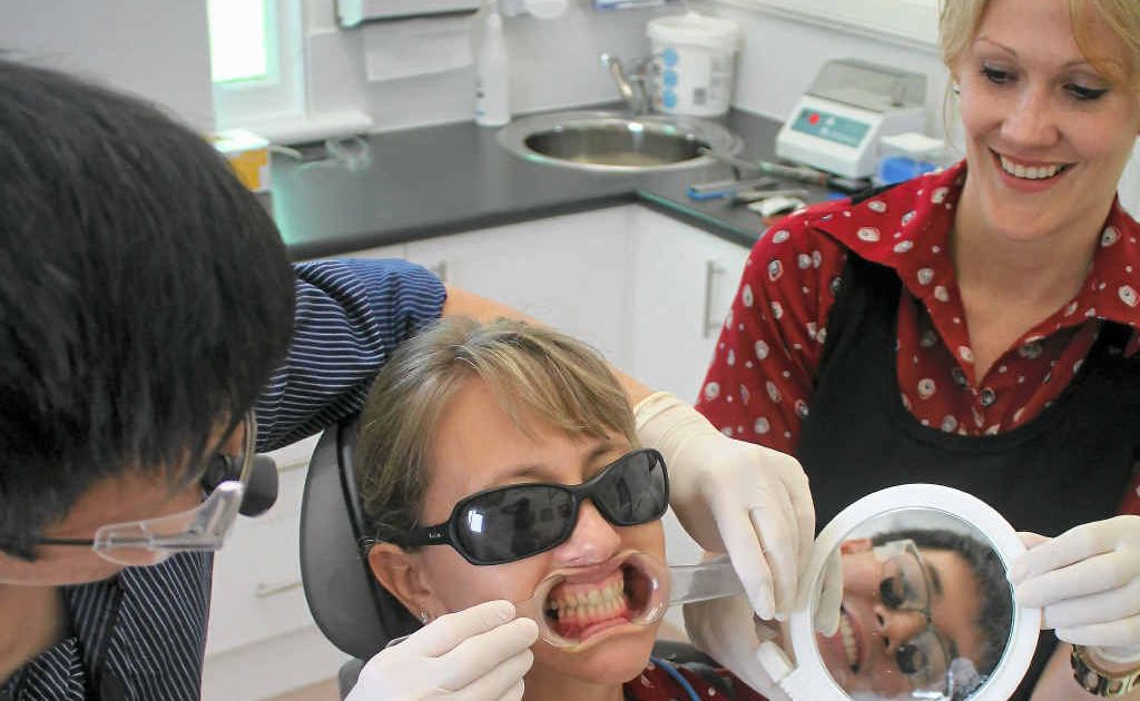 Bruno Lim, Vicky Brennan and Fiona Taylor of Granite Belt Dental. Bruno Lim, Vicky Brennan and Fiona Taylor of Granite Belt Dental.